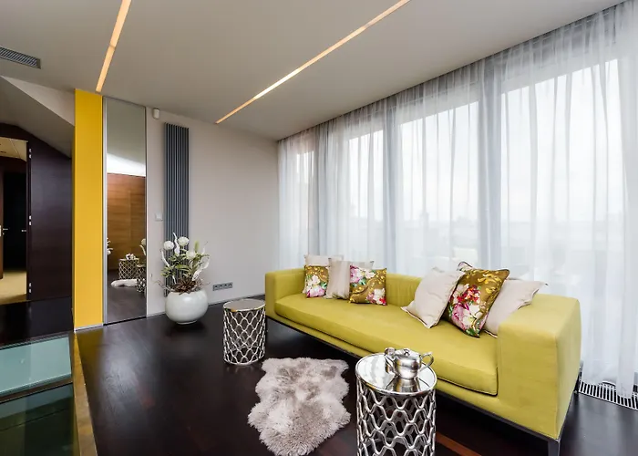 Apartmanhotel Grand By Tkc Prága