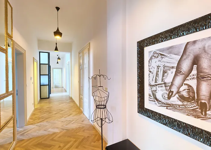 Grand By Tkc Apartmanhotel Prága