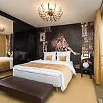 Grand By Tkc Ξενοδοχείο με διαμερίσματα 4*