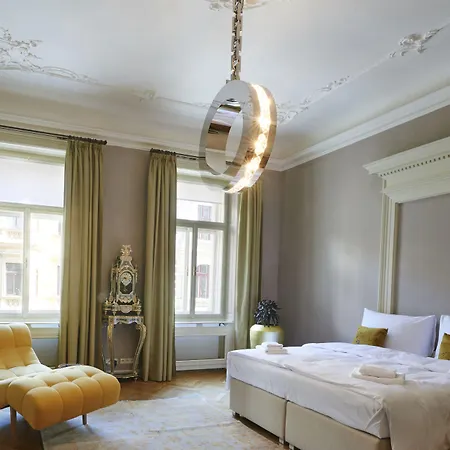 Apartahotel Grand By Tkc Praga