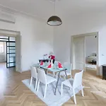 Apartahotel Grand By Tkc 4*