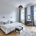 Grand By Tkc شقة فندقية براغ