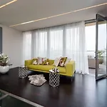 Grand By Tkc شقة فندقية براغ