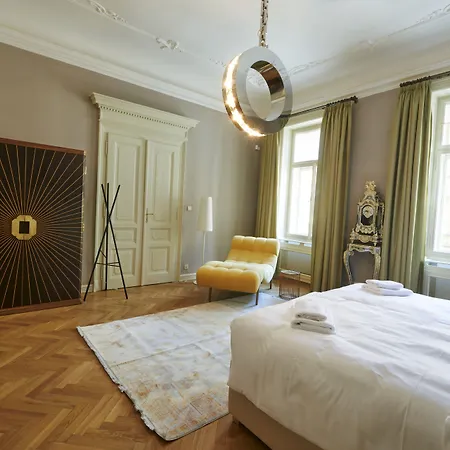 Grand Central Residence By Tkc