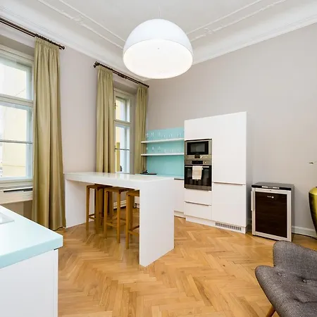 Grand Central Residence By Tkc Aparthotel Prag