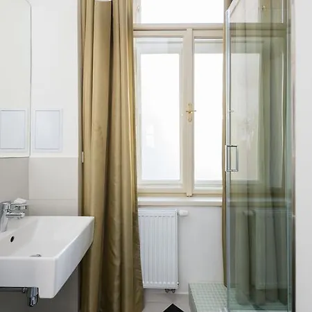 Grand Central Residence By Tkc Aparthotel Prag