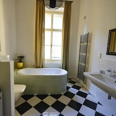 Grand Central Residence By Tkc Aparthotel Prag