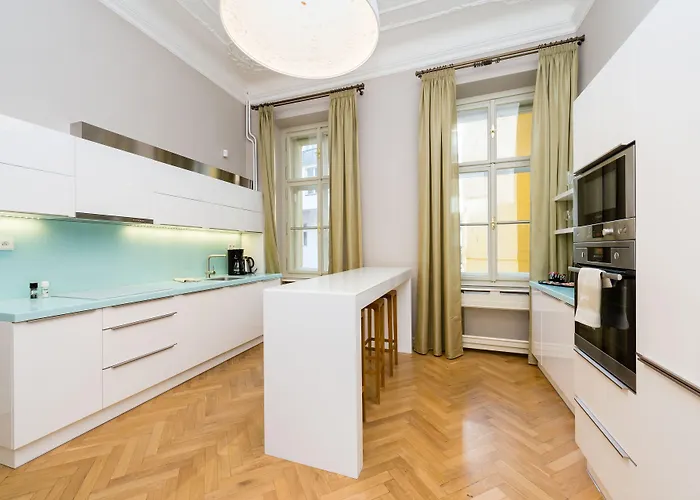 Grand Central Residence By Tkc Prag