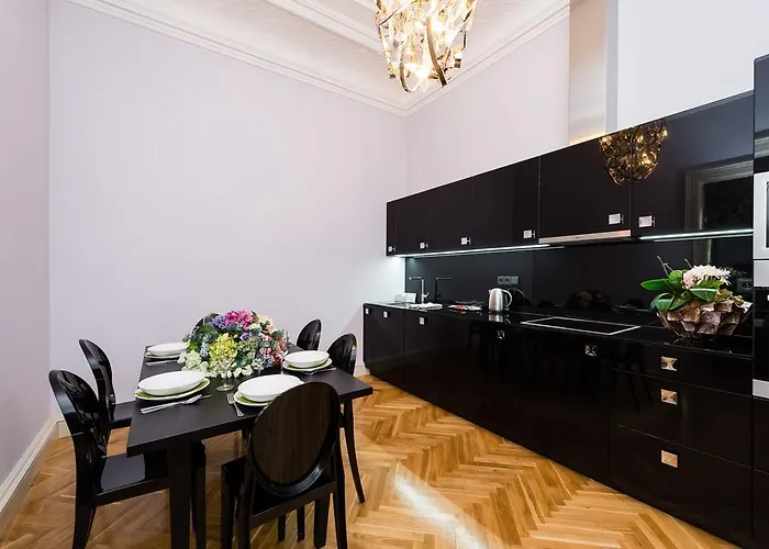 Lägenhetshotell Grand Central Residence By Tkc Prag