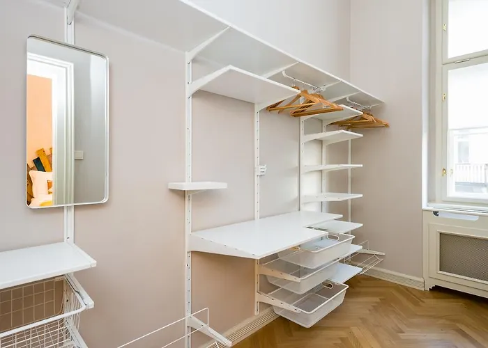 Grand Central Residence By Tkc Prag