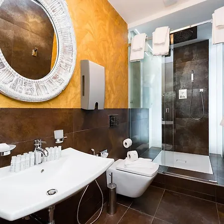 Apartahotel Grand By Tkc 4*