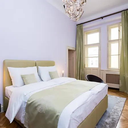 Grand By Tkc Praga