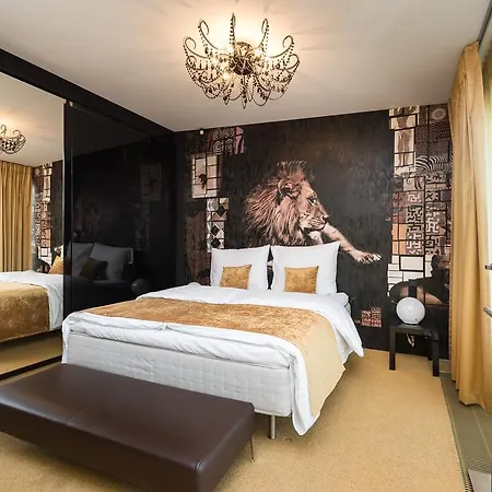 Apartahotel Grand By Tkc 4*