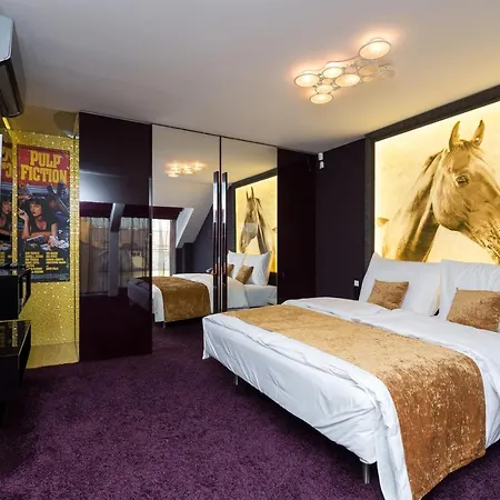 Grand By Tkc Apartahotel